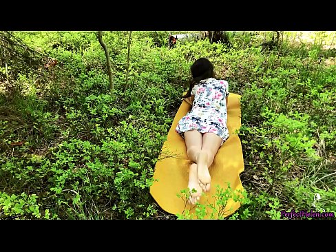 ❤️ Neznanec na Tinderju masturbira mojo pičko in strastno fuka v gozdu ❤️ Anal video pri nas ❤