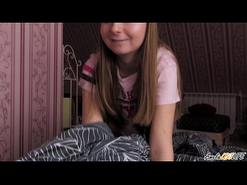 ❤️ Blondinka globoko sesa svojega prijatelja in dobi spermo v usta ❤️ Anal video pri nas ❤